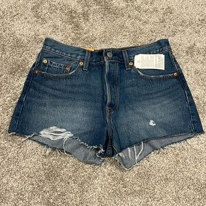 Levi’s 501 shorts W28